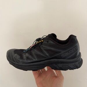 salmon XT-6 black sneakers. men 9. women 10.